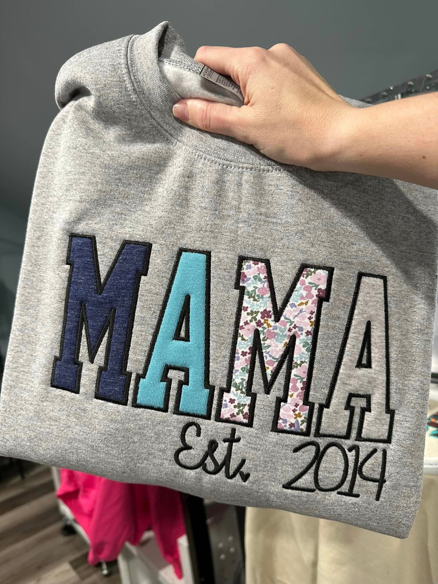 KEEPSAKES EMBROIDERED - WHOLESALE
